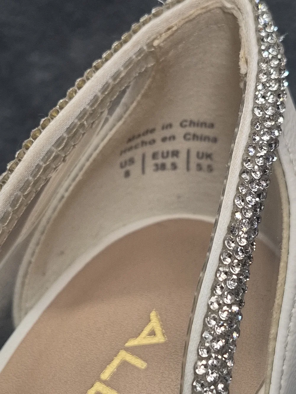 Aldo Fibeth Women's Heeled Pumps  White Pointed Shimmering Rhinestone  Size 8